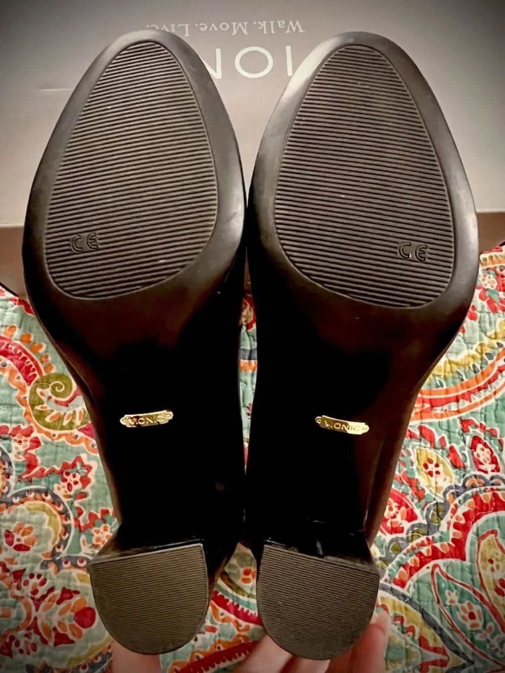 Vionic Mariana Black Leather Pumps – Size 8.5 | Classic Block Heel Comfort Shoes